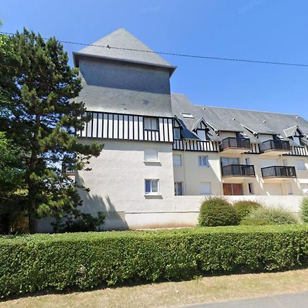Appartement Cosy Avec Vue Imprenable Sur Cabourg - Acces Direct Plage - Proche Centre Ville Bagian luar foto