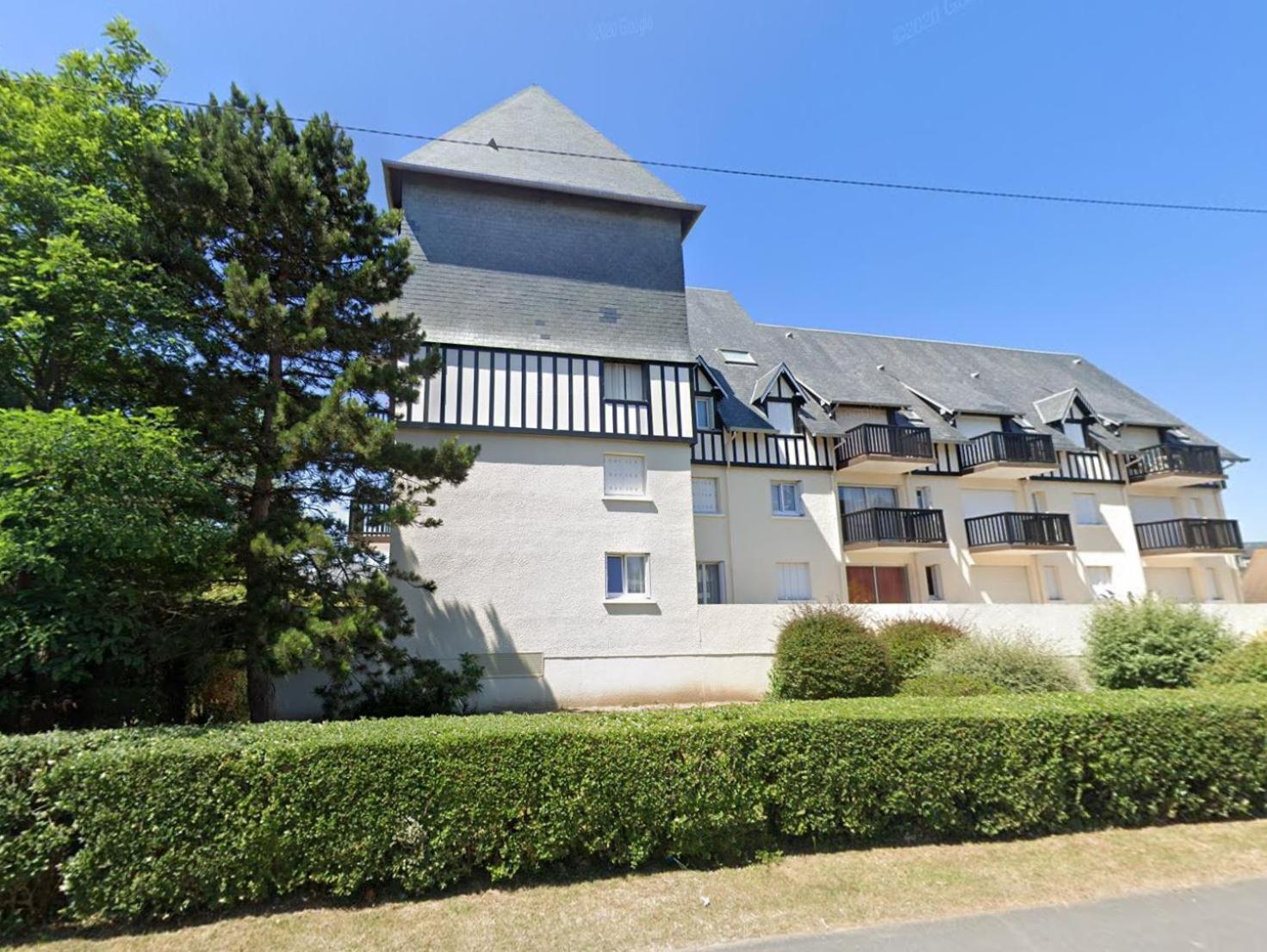 Appartement Cosy Avec Vue Imprenable Sur Cabourg - Acces Direct Plage - Proche Centre Ville Bagian luar foto